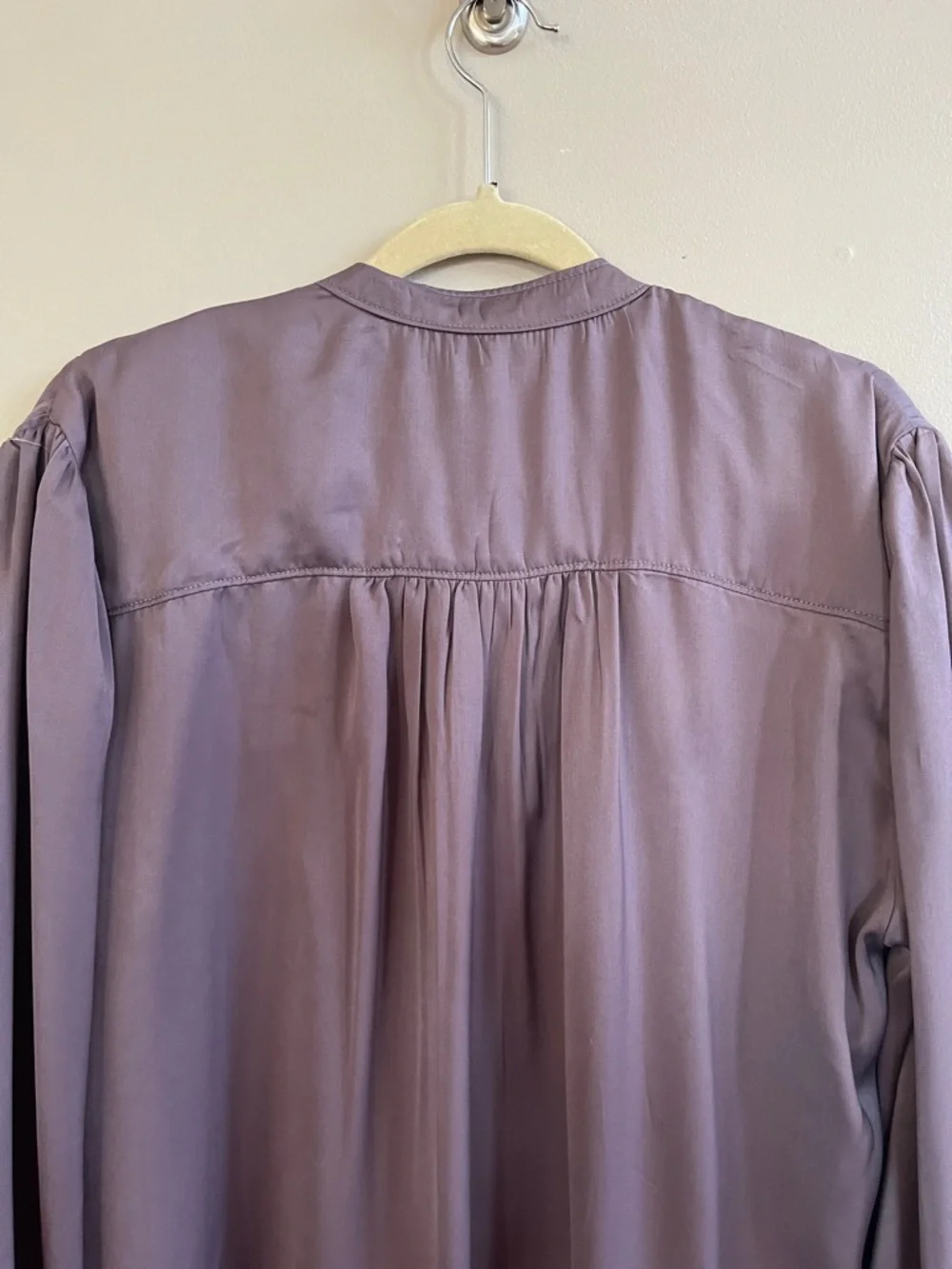 Anthropologie Silky Smocked Yoke Long Sleeve Purple Button down Shirt size large - Picture 12 of 16